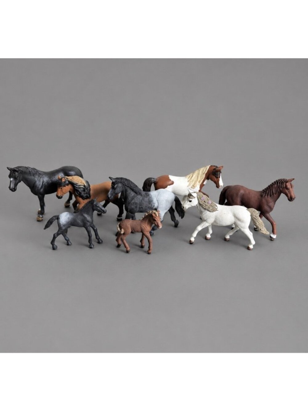 SCHLEICH Horse Lot of 8 Figures -- 5" and 3" -- Brown/Black/White